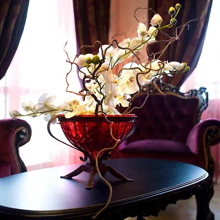 Hotel Grand Savoia 5*