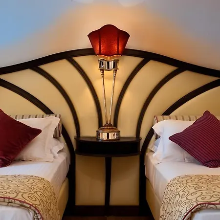 Hotel Grand Savoia